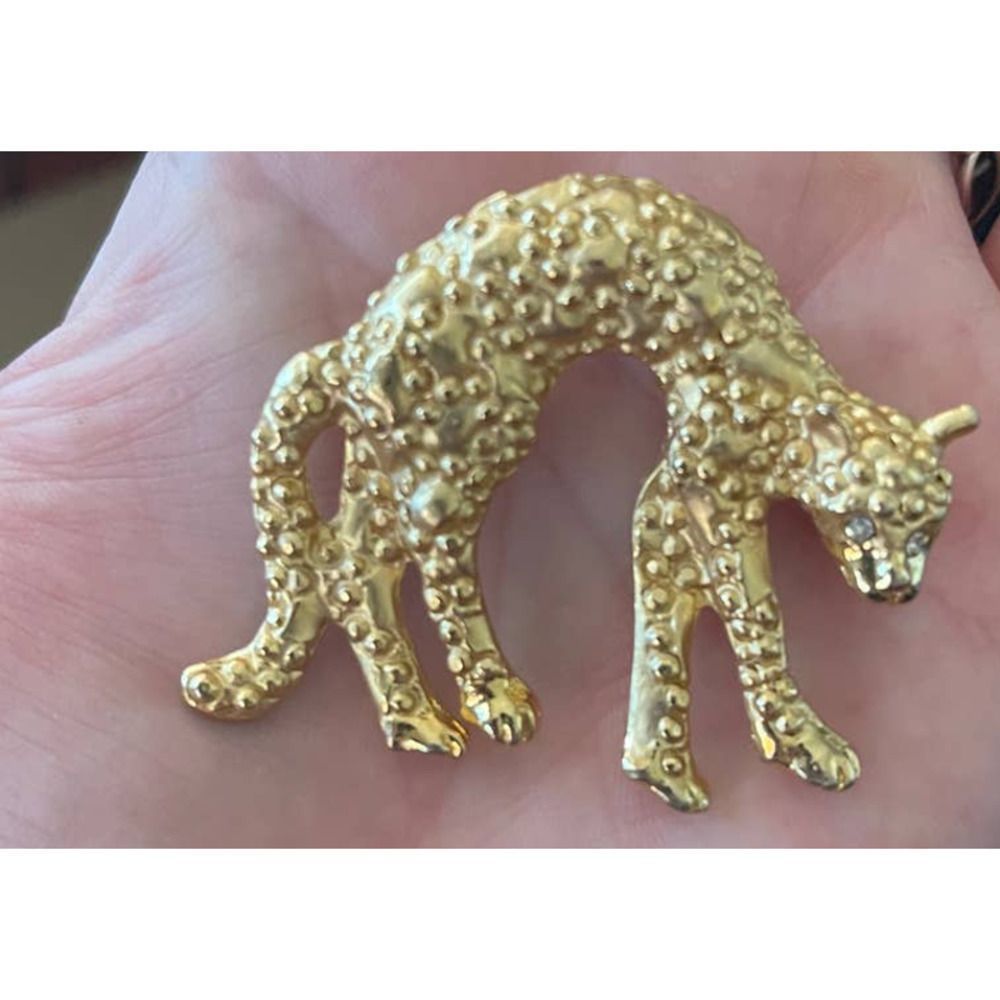 Vintage Cheetah Leopard Gold Tone Brooch With Diamond Rhinestone‎ Eyes